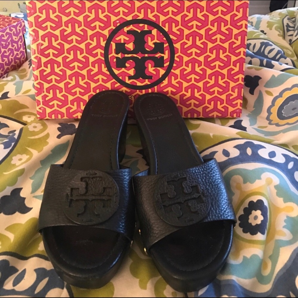 Tory Burch  Black leather Wedge Heels sandals
